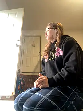 Dakota 02 online show from 09-29-25, 12:54