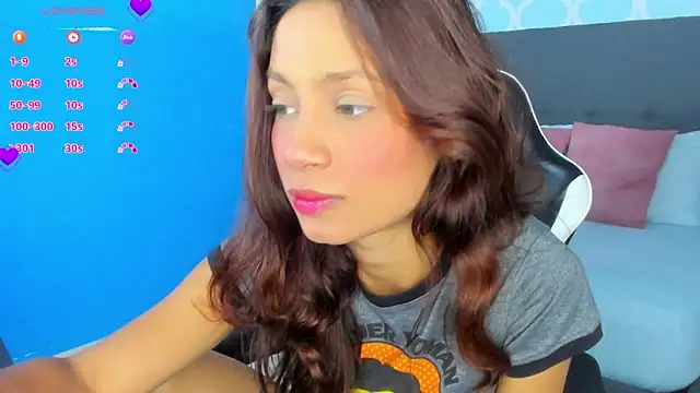 Snapshot of cora_22 chatting on 09-18-25, 12:51 cora 22 online show from 09-18-25, 12:51