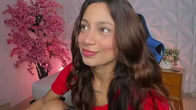 cora 22 online show from 11-13-25, 12:37