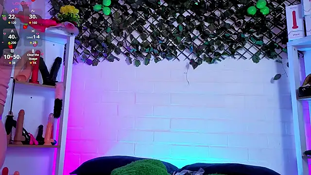 louise nails online show from 06-04-26, 04:46