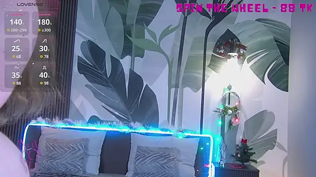 RubyValen online show from 01-14-25, 01:04