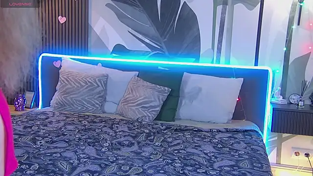 RubyValen online show from 02-20-25, 01:03