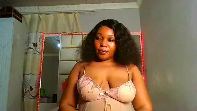 SexyyNana online show from 02-16-25, 05:48