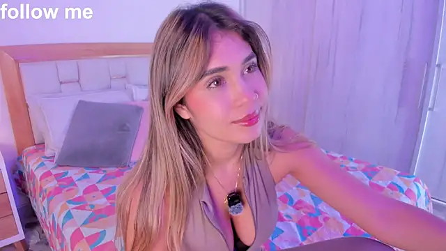 Snapshot of missjuliaa_ chatting on 09-09-25, 03:06 missjuliaa online show from 09-09-25, 03:06