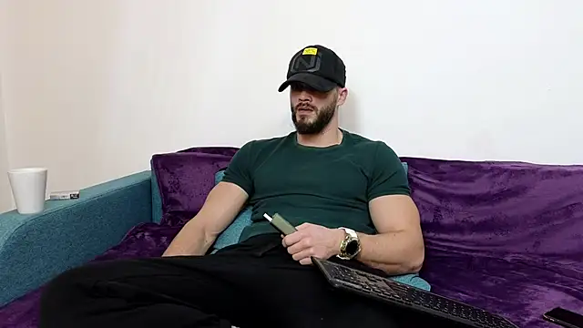 TheTopAlex online show from 12-17-24, 08:01