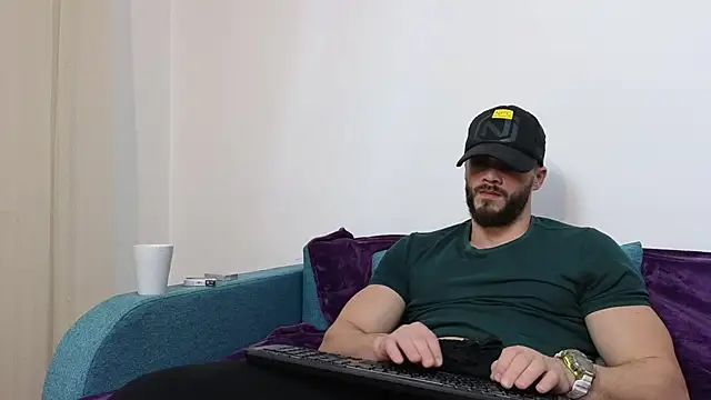 TheTopAlex online show from 12-18-24, 07:58