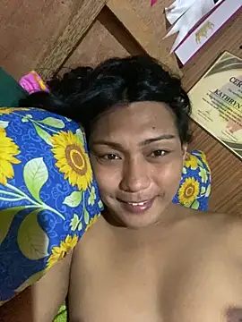 Snapshot of Topangel69 chatting on 11-25-25, 06:24 Topangel69 online show from 11-25-25, 06:24