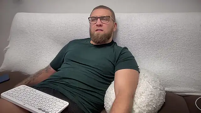 Bear bear  online show from 12-08-24, 06:50