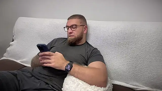 Bear bear  online show from 12-19-24, 03:51