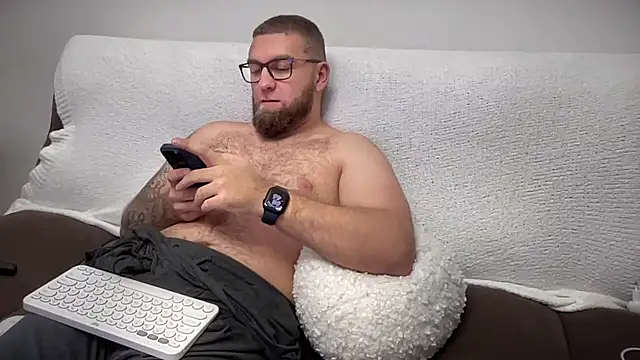 Bear bear  online show from 12-20-24, 05:47