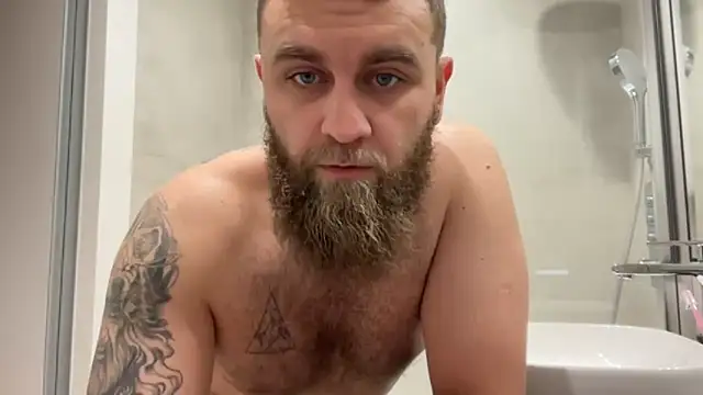 Snapshot of Bear_bear_ chatting on 11-11-25, 08:47 Bear bear online show from 11-11-25, 08:47