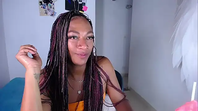 Snapshot of samy_doll chatting on 05-28-26, 05:43 samy doll online show from 05-28-26, 05:43
