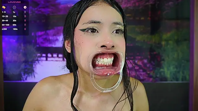 Snapshot of miss__maria chatting on 01-17-25, 05:32 miss maria online show from 01-17-25, 05:32