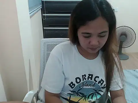 Snapshot of xTheLastVIRGINx chatting on 02-25-26, 12:59 xTheLastVIRGINx online show from 02-25-26, 12:59