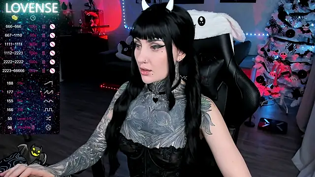 Snapshot of RachelQueen_ chatting on 02-01-25, 11:21 RachelQueen online show from 02-01-25, 11:21