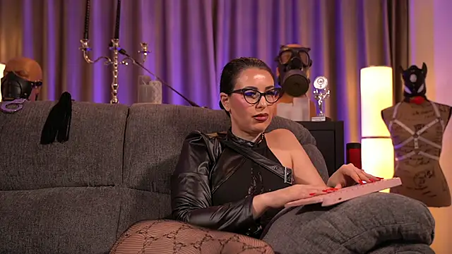 kelly kent online show from 01-21-25, 03:37