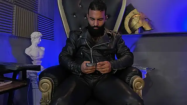 BeardAndrew online show from 11-08-25, 04:01