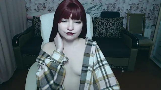 Snapshot of tiny_pixiee chatting on 10-26-25, 07:20 tiny pixiee online show from 10-26-25, 07:20