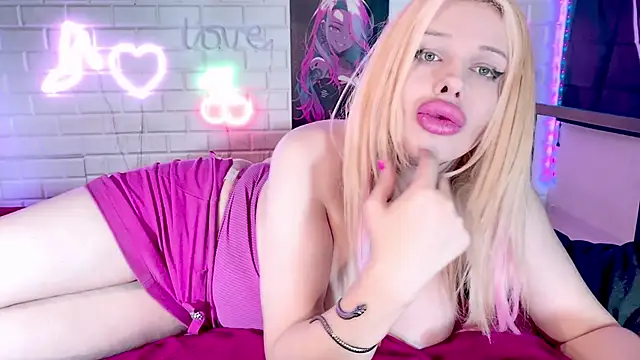 Snapshot of tanyangel90 chatting on 01-10-25, 03:07 tanyangel90 online show from 01-10-25, 03:07