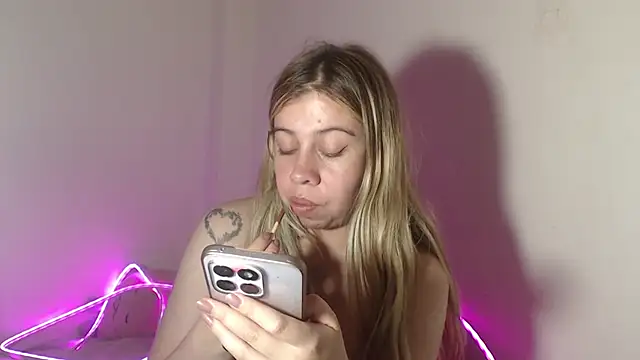 SweetSofty online show from 11-27-25, 10:23