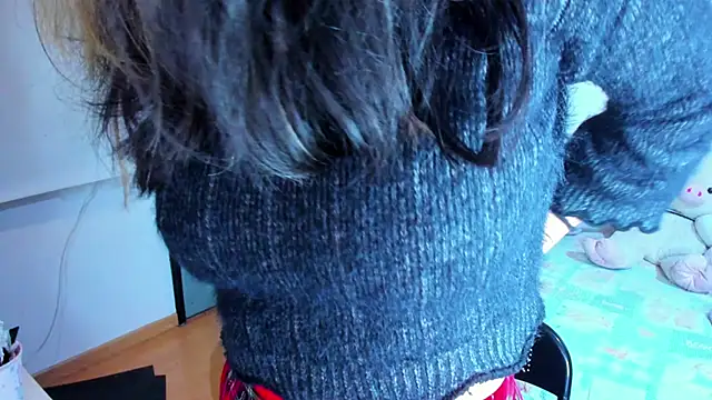 Akane-Mou online show from 01-13-25, 05:44