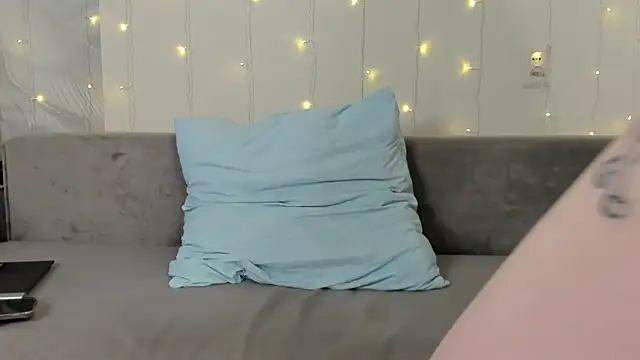 Tommy and Katie online show from 10-24-25, 07:16