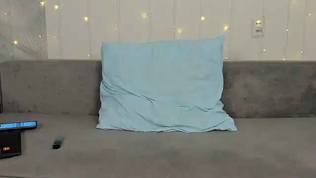 Tommy and Katie online show from 10-28-25, 07:34