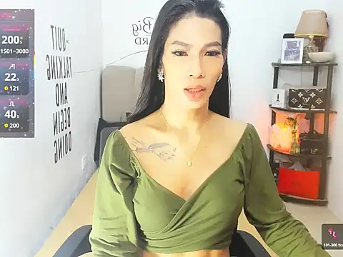 Snapshot of Trixie_Mattel21 chatting on 03-02-26, 12:46 Trixie Mattel21 online show from 03-02-26, 12:46