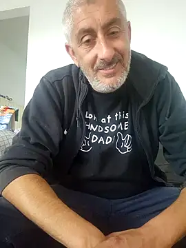 cuci45 online show from 09-26-25, 03:16