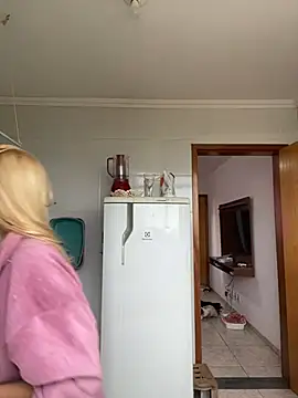 jujubinhahot online show from 12-14-24, 10:02