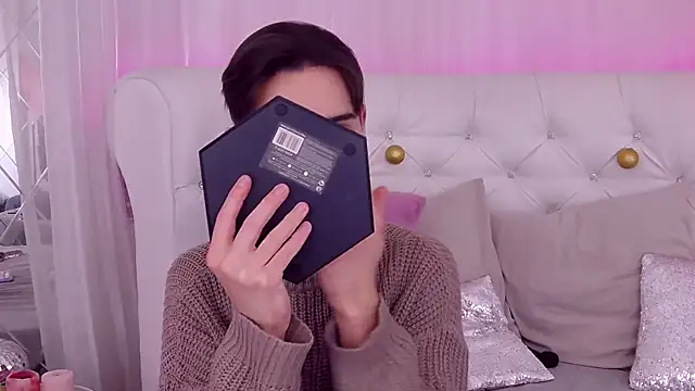 RobbyCharming online show from 12-29-24, 01:56