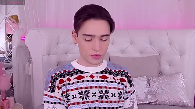 RobbyCharming online show from 12-29-24, 07:53