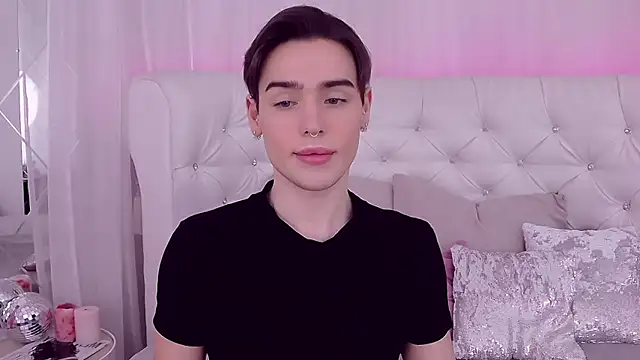 RobbyCharming online show from 01-17-25, 07:49