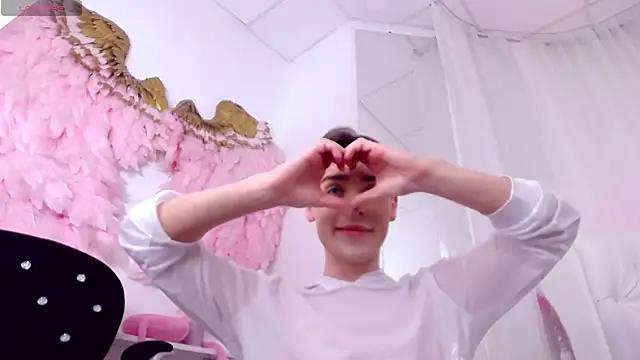 RobbyCharming online show from 03-18-25, 01:53