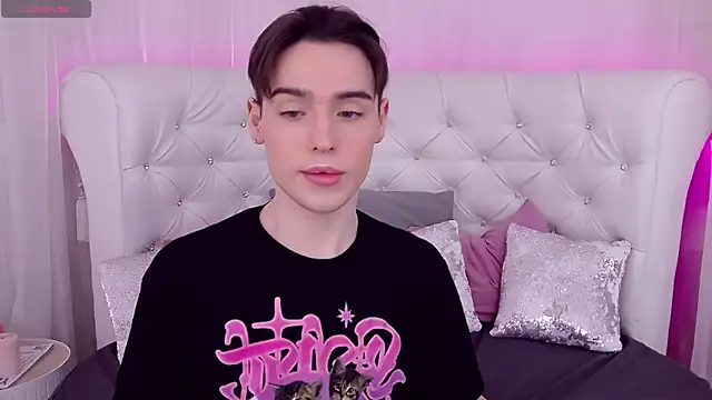 RobbyCharming online show from 03-22-25, 01:54