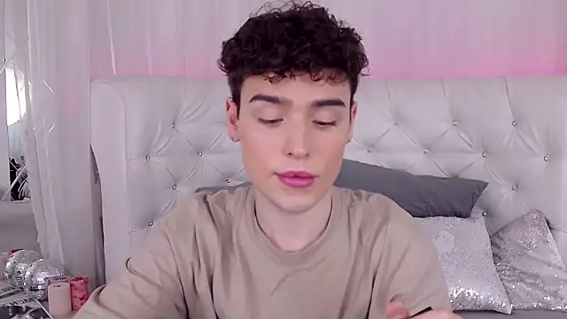 RobbyCharming online show from 10-06-25, 03:48