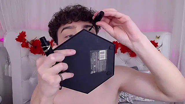 RobbyCharming online show from 11-01-25, 03:30