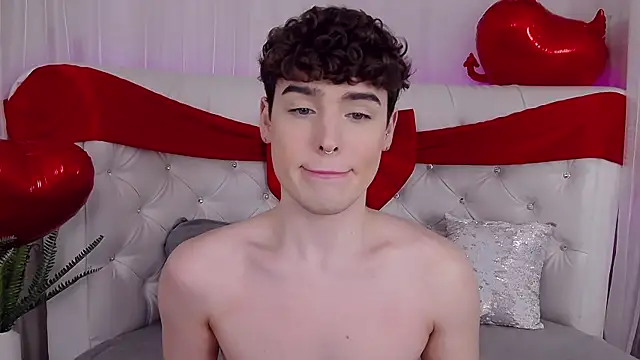 Snapshot of RobbyCharming chatting on 02-20-26, 04:31 RobbyCharming online show from 02-20-26, 04:31