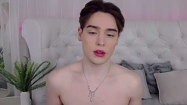 Snapshot of RobbyCharming chatting on 03-21-26, 04:28 RobbyCharming online show from 03-21-26, 04:28