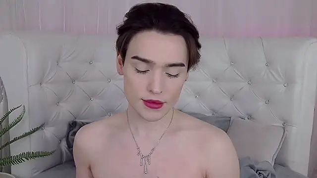 RobbyCharming online show from 05-03-26, 04:51