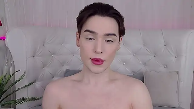 RobbyCharming online show from 05-04-26, 04:41