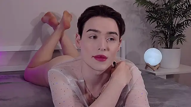 RobbyCharming online show from 05-09-26, 04:50