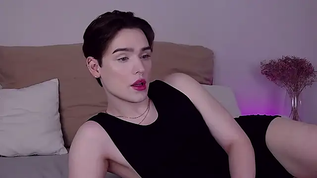 RobbyCharming online show from 06-06-26, 07:57
