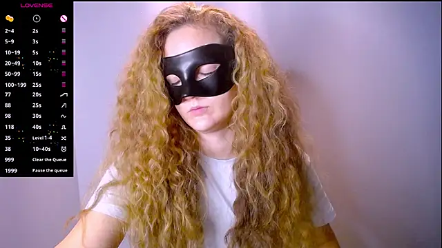 BubbbleGumm online show from 11-29-25, 08:12