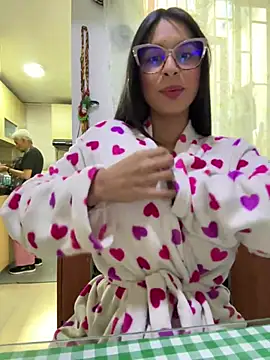 charlotte stevenss  online show from 02-02-25, 05:15