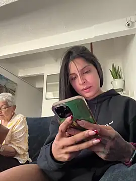 charlotte stevenss  online show from 03-03-25, 02:48