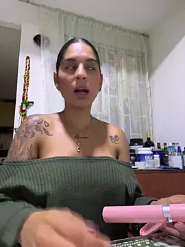 charlotte stevenss  online show from 03-19-25, 08:00