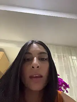 charlotte stevenss  online show from 05-01-26, 03:05
