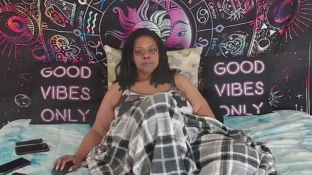 RenaeCumsAlot69 online show from 02-03-26, 06:46