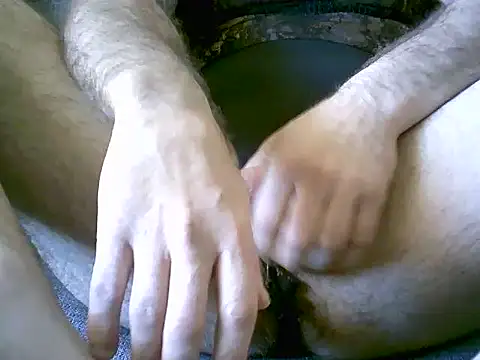 Snapshot of Chach1988 chatting on 03-08-26, 10:41 Chach1988 online show from 03-08-26, 10:41